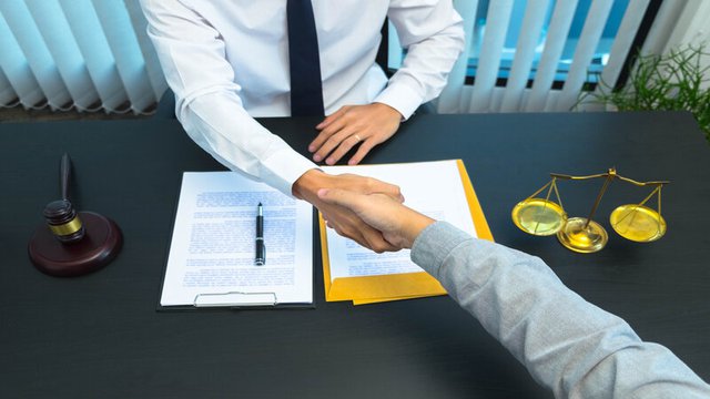 casos comunes que atiende un abogado de derecho civil